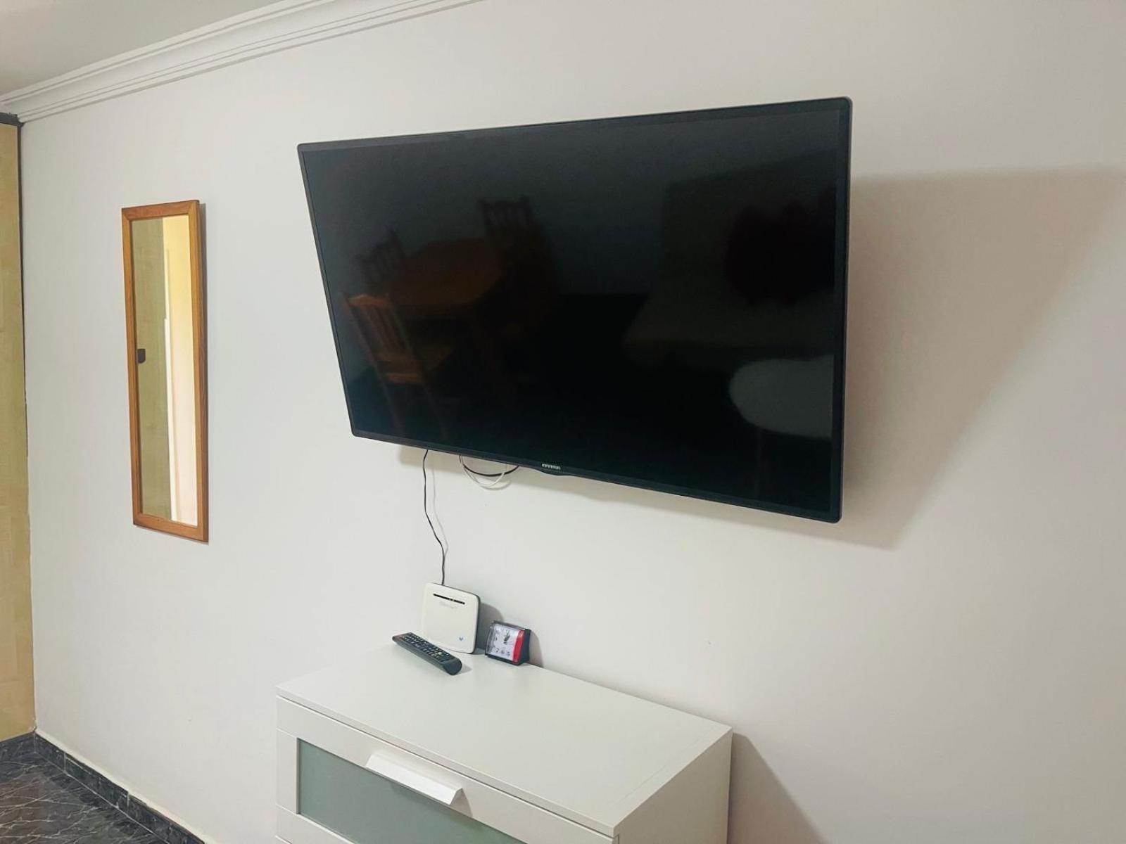 Cozy 2-Bed & Sofa-Bed Studio In Los Cristianos Los Cristianos  Zewnętrze zdjęcie
