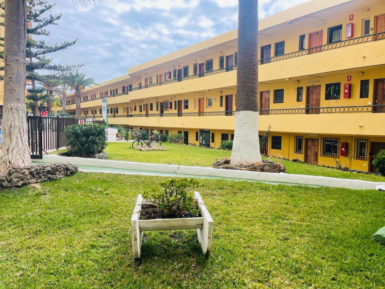 Cozy 2-Bed & Sofa-Bed Studio In Los Cristianos Los Cristianos  Zewnętrze zdjęcie